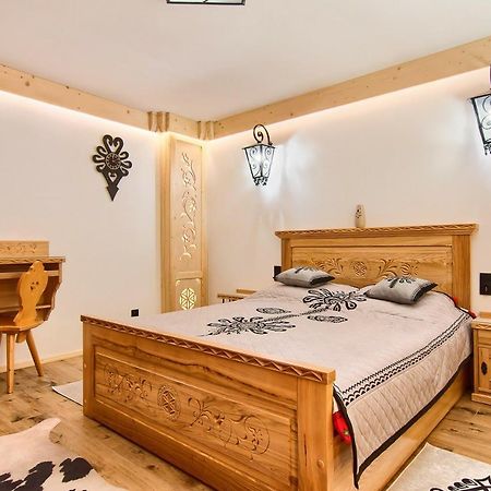 Apartament Zakopane Utrzymany W Stylu Goralskiej Chaty Exteriér fotografie
